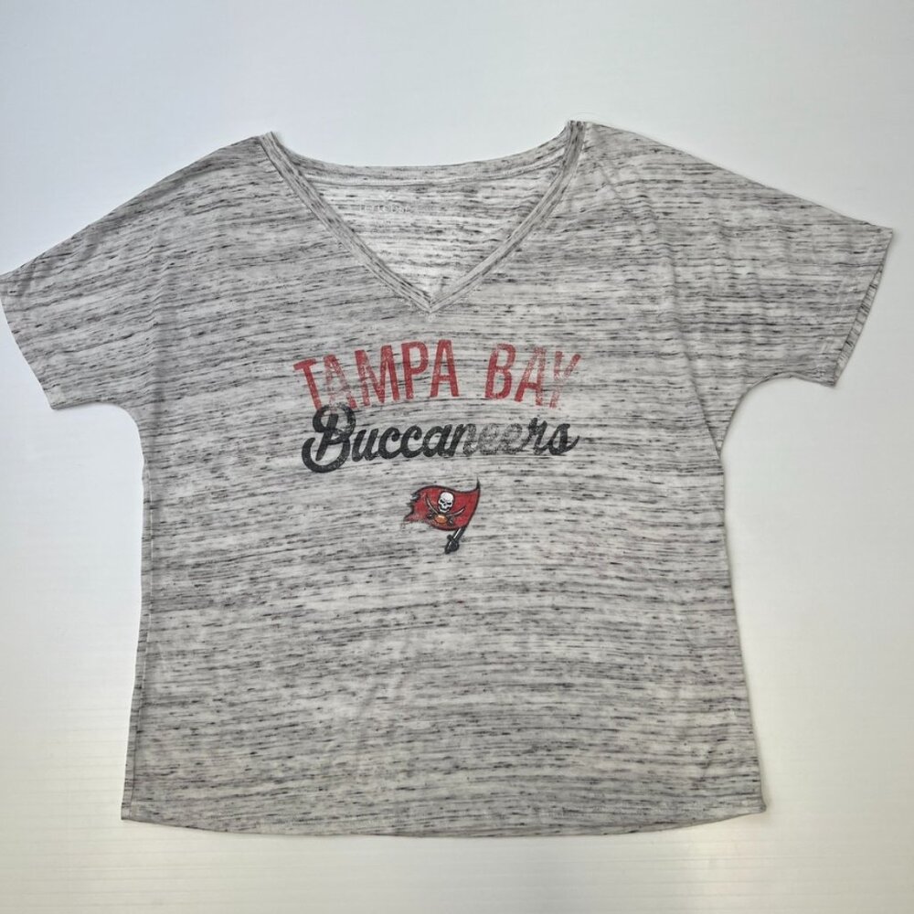 Tampa Bay Buccaneers Shirt Women Small Spell Out Flag Skull Party Top Core No